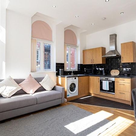 Central Liverpool L1 Екстериор снимка