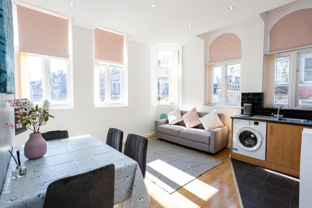 Central Liverpool L1 Екстериор снимка